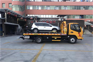 二道江区汽车紧急补胎换胎救援